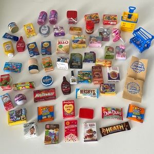 Zuru Mini Brands Grocery & Toy Lot